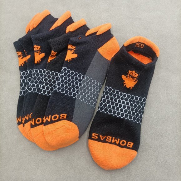 Bombas Accessories 3 Pairs Bee Bombas Womens Ankle Socks Size